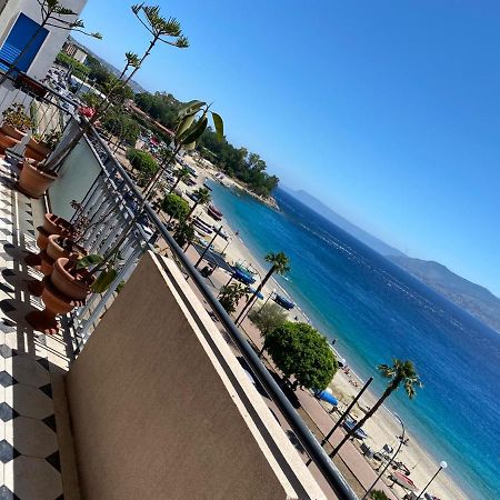 La Finestra Sullo Stretto Apartamento Messina Exterior foto